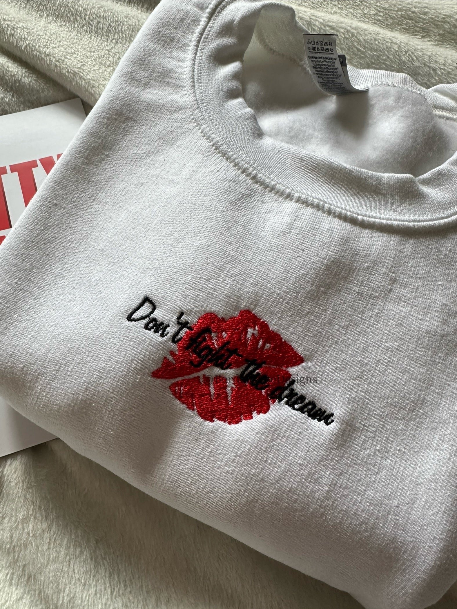 Never Give Up On A Dream Pretty Woman Musical Unisex Embroidered Sweatshirt