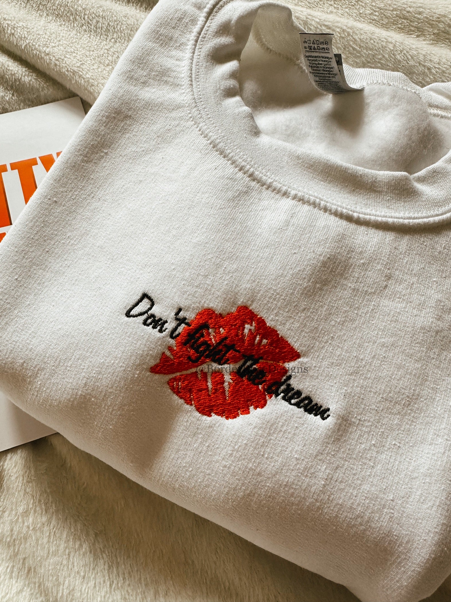 Never Give Up On A Dream Pretty Woman Musical Unisex Embroidered Sweatshirt